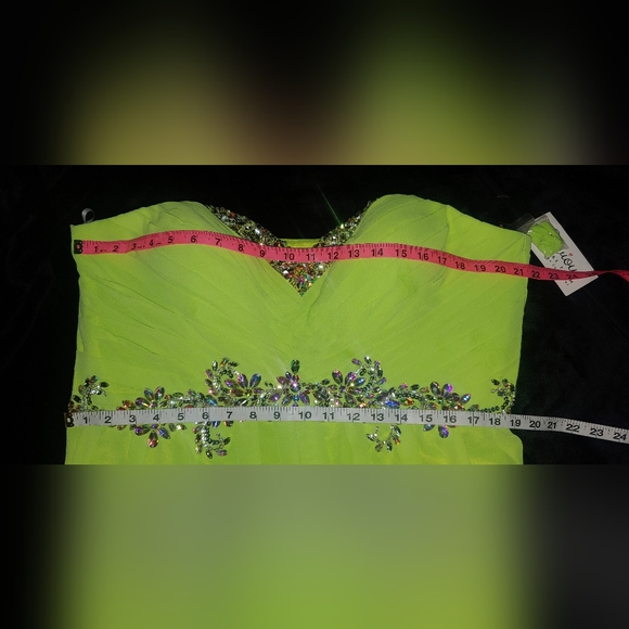 Envious Couture Prom Dress - Picture 12 of 12